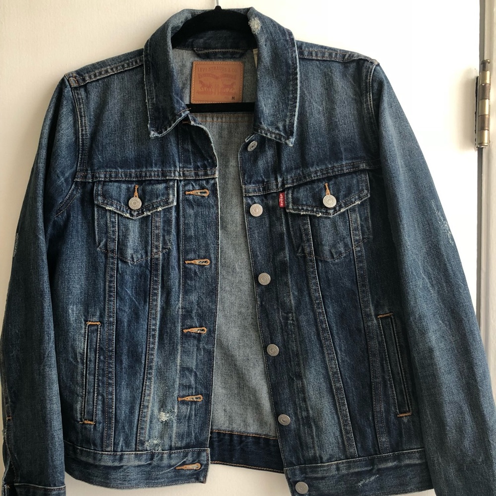 Levi Strauss Denim Jacket size Medium